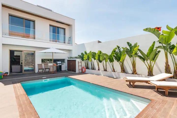 Baleal Surf Ranch Hotel Фехео Екстериор снимка